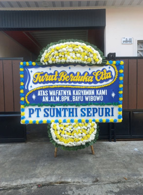 Papan Bunga Duka di Adimulyo