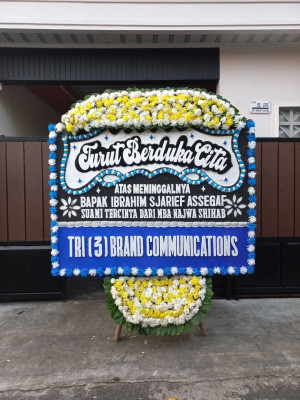 Papan Bunga Duka di Adimulyo